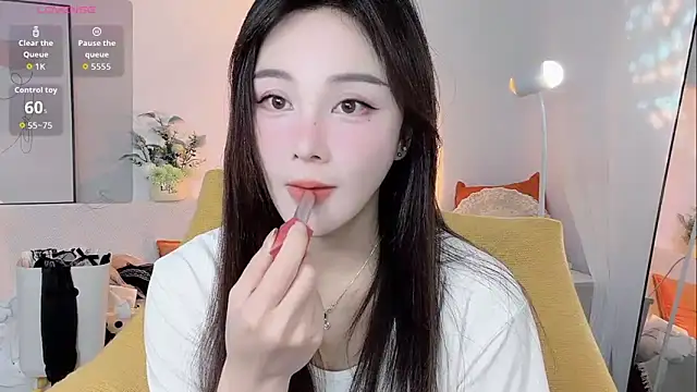 Lisa-295188 online show from 21, 3, 2026