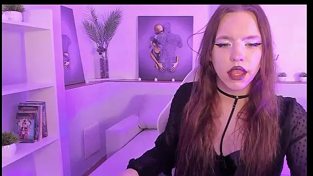 Snapshot of Madison_dolly chatting on 13, 3, 2026 Madison dolly online show from 13, 3, 2026