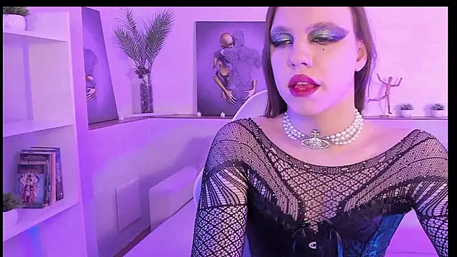 Snapshot of Madison_dolly chatting on 15, 3, 2026 Madison dolly online show from 15, 3, 2026