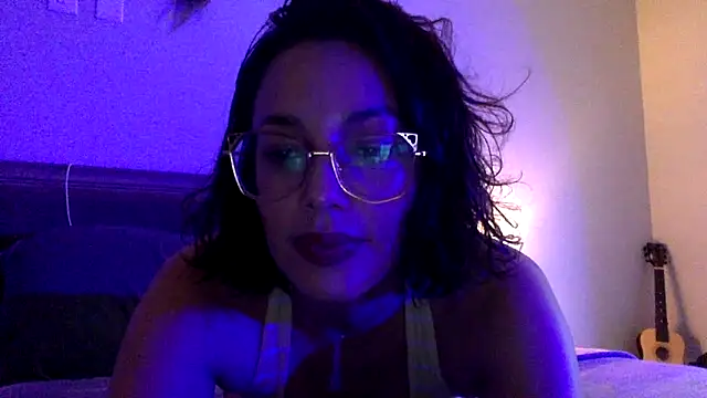 empressjulieth online show from 4, 2, 2026