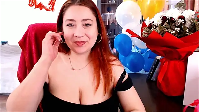 Snapshot of SimplyDivine chatting on 15, 3, 2026 SimplyDivine online show from 15, 3, 2026