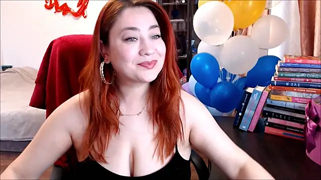 Snapshot of SimplyDivine chatting on 18, 3, 2026 SimplyDivine online show from 18, 3, 2026