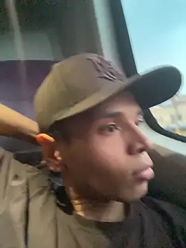 Alejandroo Montenegro online show from 28, 2, 2026