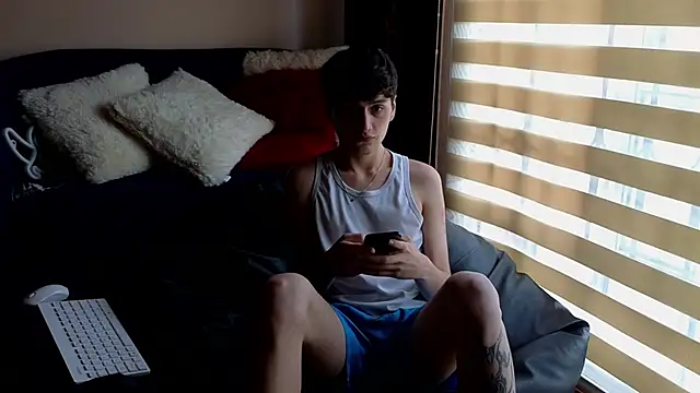 mrpicklesx23 online show from 2, 2, 2026