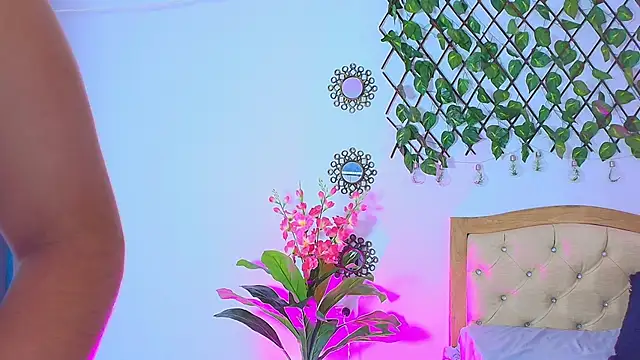 Miabunny    online show from 2, 3, 2026