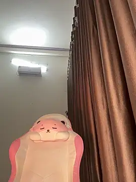 wang1472581 online show from 13, 3, 2026