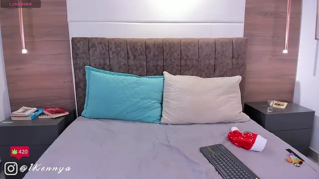 Kennya Rodriguez online show from 1, 1, 2025