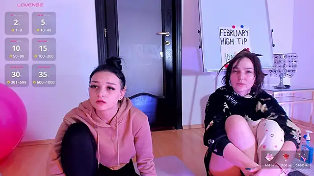 Peanaughty online show from 28, 2, 2026