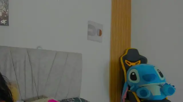 alix pretty18 online show from 10, 3, 2026