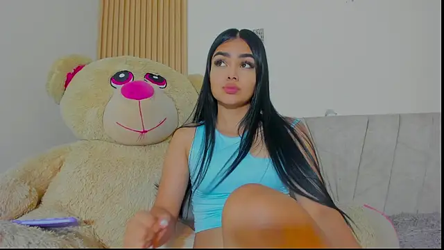 alix pretty18 online show from 18, 3, 2026