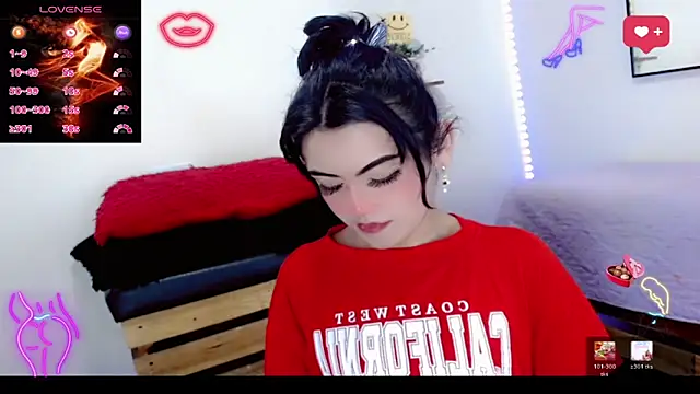 Snapshot of NathalialLooes chatting on 13, 3, 2026 NathalialLooes online show from 13, 3, 2026