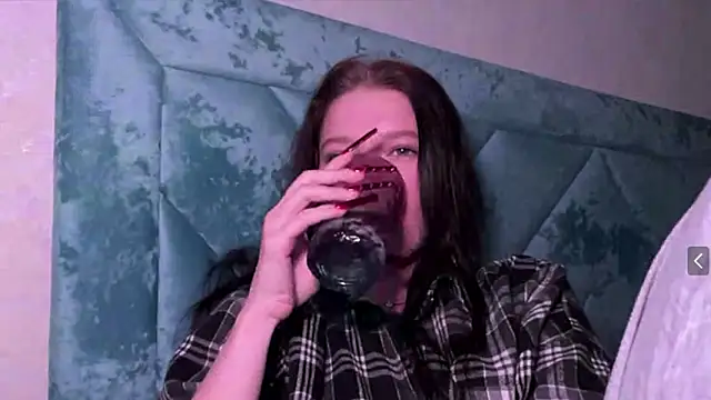 Snapshot of Sarahsolara chatting on 16, 3, 2026 Sarahsolara online show from 16, 3, 2026