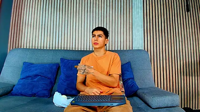 Snapshot of Aron_pulse chatting on 19, 2, 2026 Aron pulse online show from 19, 2, 2026