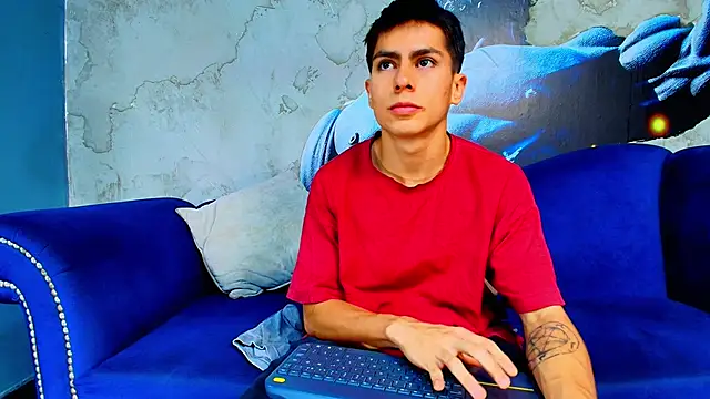 Snapshot of Aron_pulse chatting on 21, 3, 2026 Aron pulse online show from 21, 3, 2026