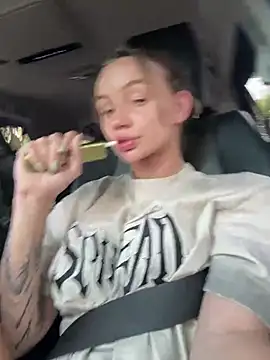  hotcryst  online show from 4, 2, 2026