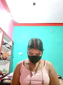 Divyanshi hott online show from 4, 2, 2026