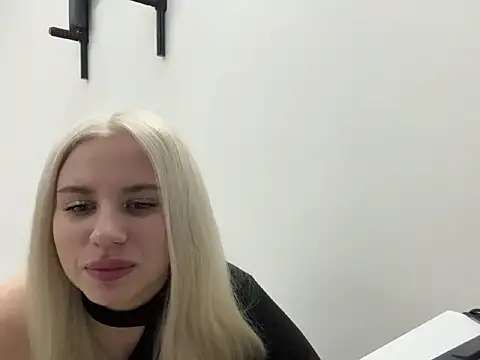 FlorAkapo online show from 9, 2, 2026