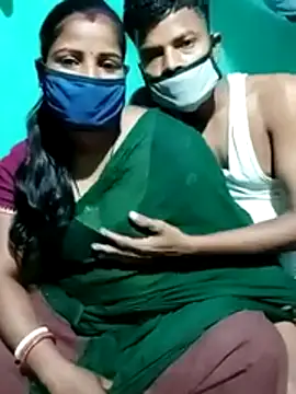 Snapshot of Your_deshibhabi25years chatting on 8, 3, 2026 Your deshibhabi25years online show from 8, 3, 2026