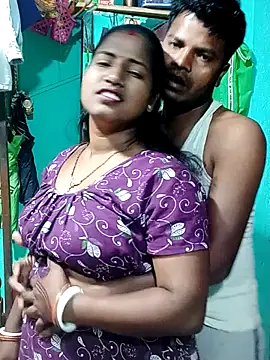 Snapshot of Your_deshibhabi25years chatting on 1, 4, 2026 Your deshibhabi25years online show from 1, 4, 2026