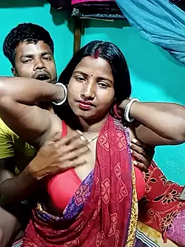 Snapshot of Your_deshibhabi25years chatting on 2, 4, 2026 Your deshibhabi25years online show from 2, 4, 2026