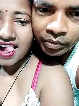 Snapshot of Your_deshibhabi25years chatting on 4, 4, 2026 Your deshibhabi25years online show from 4, 4, 2026