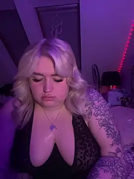 TwoWayT xx online show from 4, 3, 2026