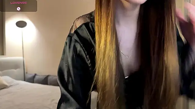 randiburt online show from 4, 3, 2026