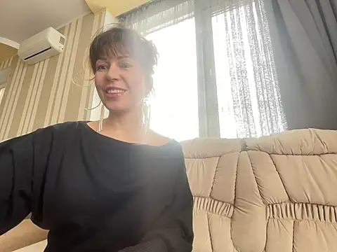 CarolineStar30 online show from 7, 2, 2026