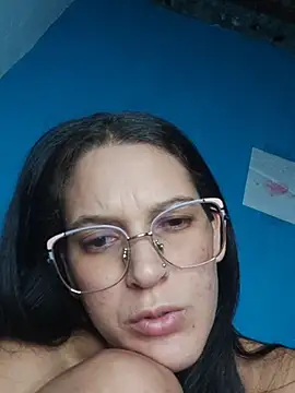 Snapshot of Perla_and_Maikol chatting on 4, 3, 2026 Perla and Maikol online show from 4, 3, 2026