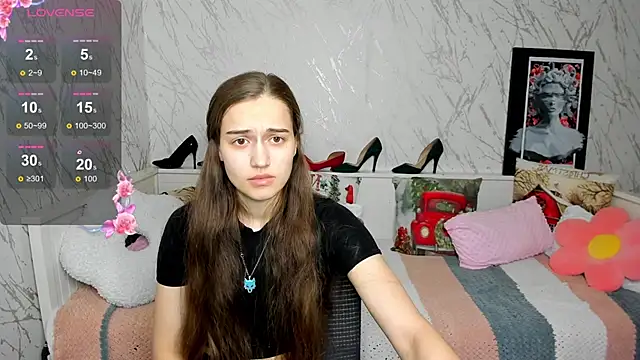 Alisa  Hall online show from 7, 2, 2026