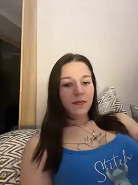 OliaLav online show from 4, 2, 2026