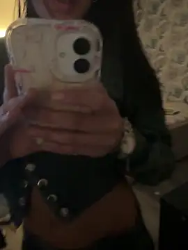 Teasing-Tiara online show from 7, 4, 2026