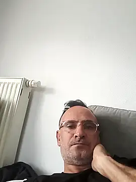 Snapshot of bobo672 chatting on 11, 3, 2026 bobo672 online show from 11, 3, 2026