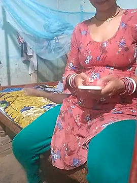 Sexy kiran002 online show from 3, 4, 2026