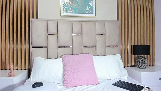 Snapshot of emma_evanss__ chatting on 11, 3, 2026 emma evanss online show from 11, 3, 2026