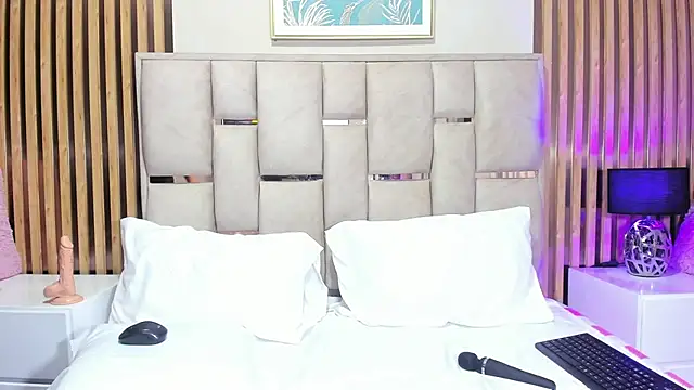 Snapshot of emma_evanss__ chatting on 17, 3, 2026 emma evanss online show from 17, 3, 2026