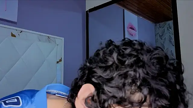 Luca Moon  online show from 4, 2, 2026