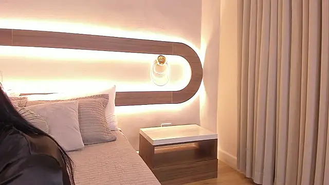 Snapshot of Violeta_sum chatting on 6, 3, 2026 Violeta sum online show from 6, 3, 2026