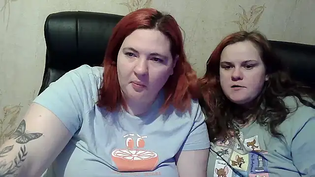 HollyXXXEva online show from 3, 2, 2026