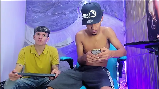 luis sex boy online show from 4, 2, 2026