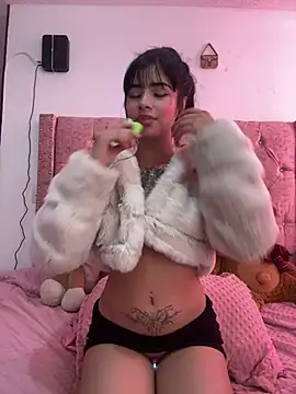 nicky angelyc online show from 4, 2, 2026