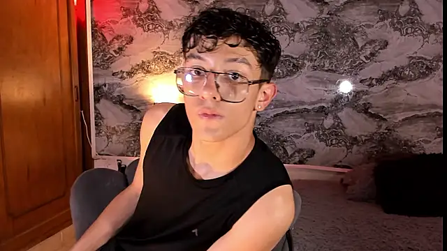 Snapshot of Christopher_Hunter chatting on 27, 2, 2026 Christopher Hunter online show from 27, 2, 2026