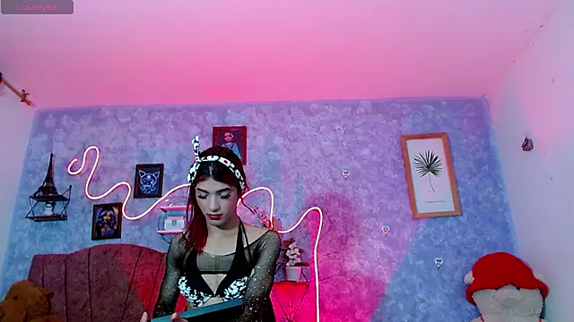 Everlin  Hot  online show from 5, 3, 2026