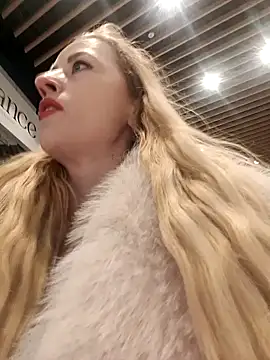 krystal Kate online show from 3, 2, 2026