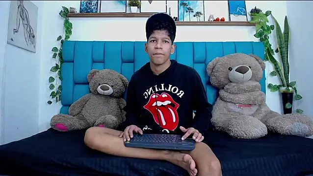 Stephen Angel online show from 5, 2, 2026