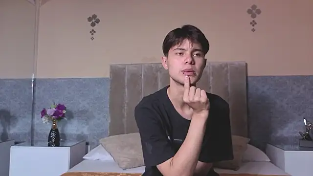 Derek Sinn online show from 13, 2, 2026