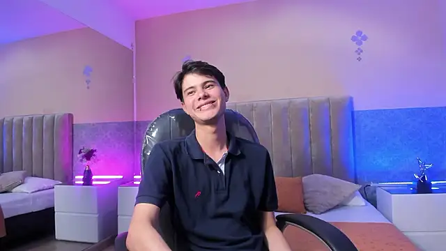 Derek Sinn online show from 9, 3, 2026