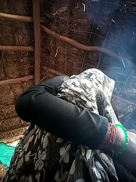 Hotty raghni online show from 16, 2, 2026