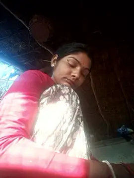 Hotty raghni online show from 4, 3, 2026