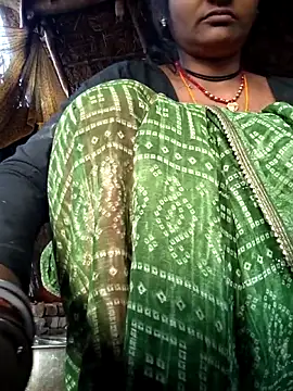 Hotty raghni online show from 15, 3, 2026